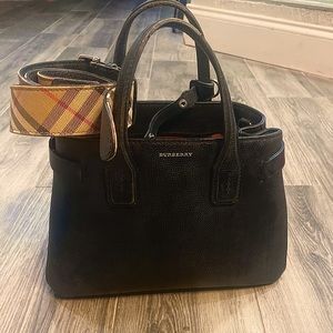 BURBERRY small banner leather tote